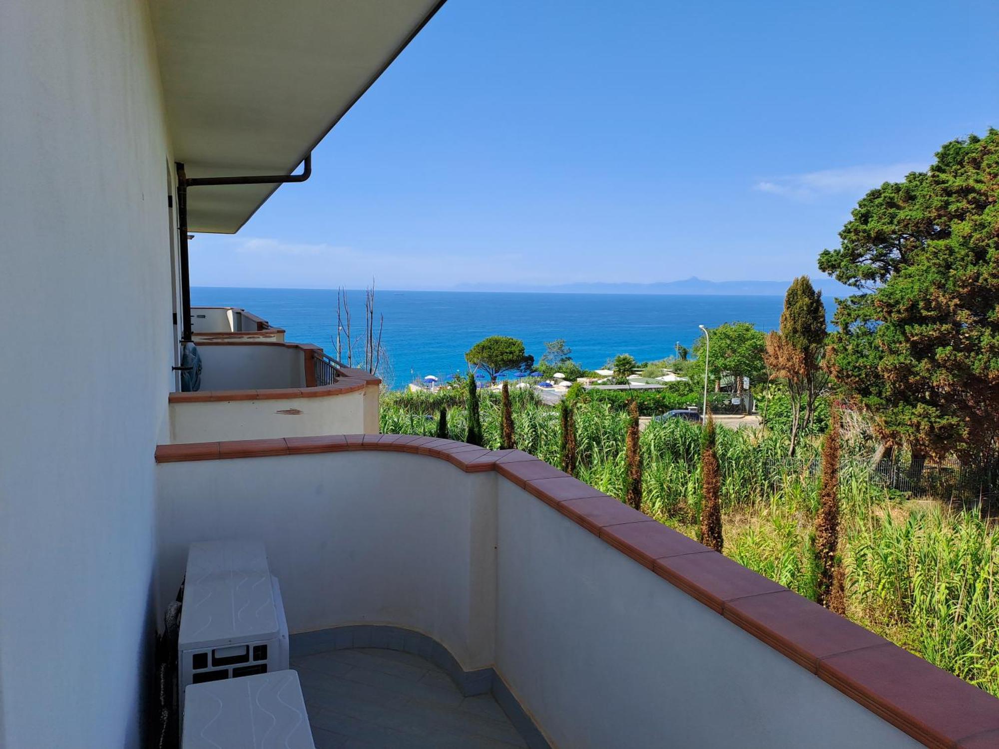 Terrazza Michelino Apartman Parghelia Kültér fotó